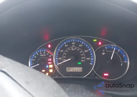 2011 Subaru Forester 2.5X Premium из США, поврежденный, VIN JF2SHADC5BH701215